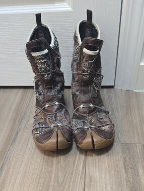 Rare Tabi Boots
